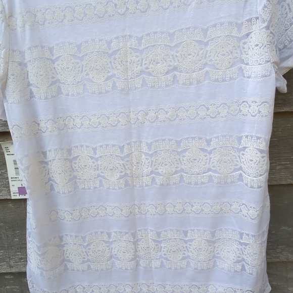 NWT N Touch Blouse lace Overlay White Pure Neck Round Short sleeves Size Small - Picture 8 of 10